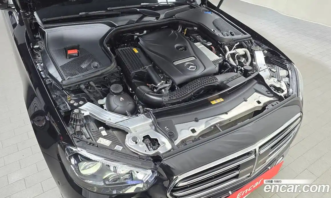 Mercedes-Benz E-Class 2023 2.0 гидро в Москве № 262142, фото 6