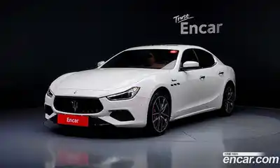 Maserati Ghibli, 2022