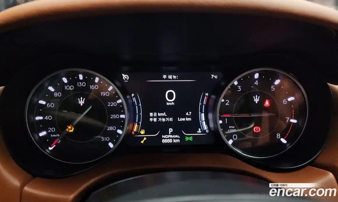 Maserati Ghibli 2022 3.0 гидро в Москве № 282712, фото 8