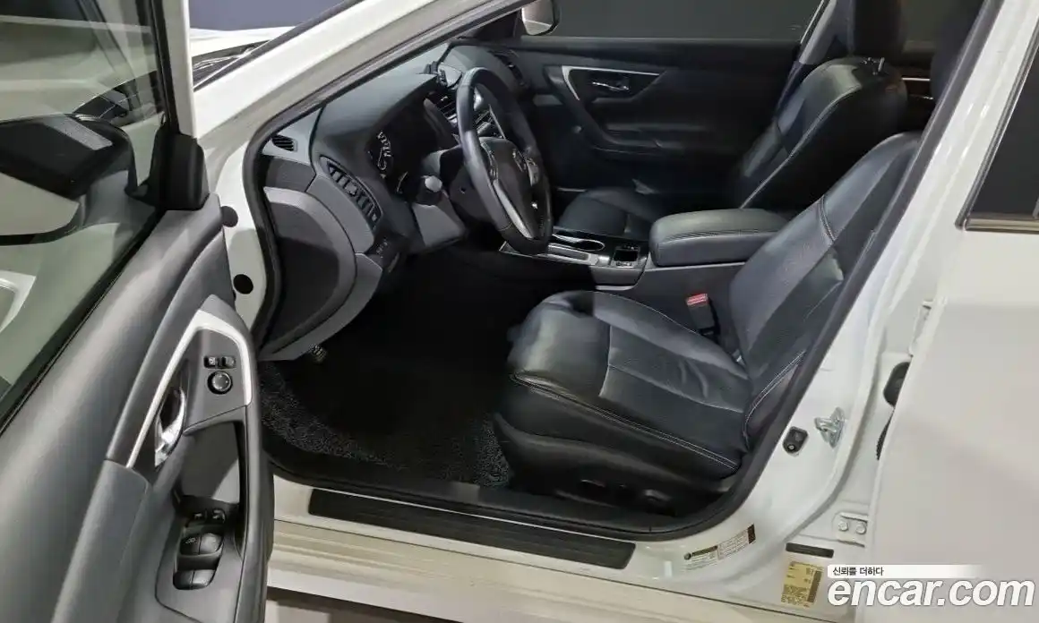 Nissan Altima 2016 2.5 гидро в Москве № 285076, фото 10