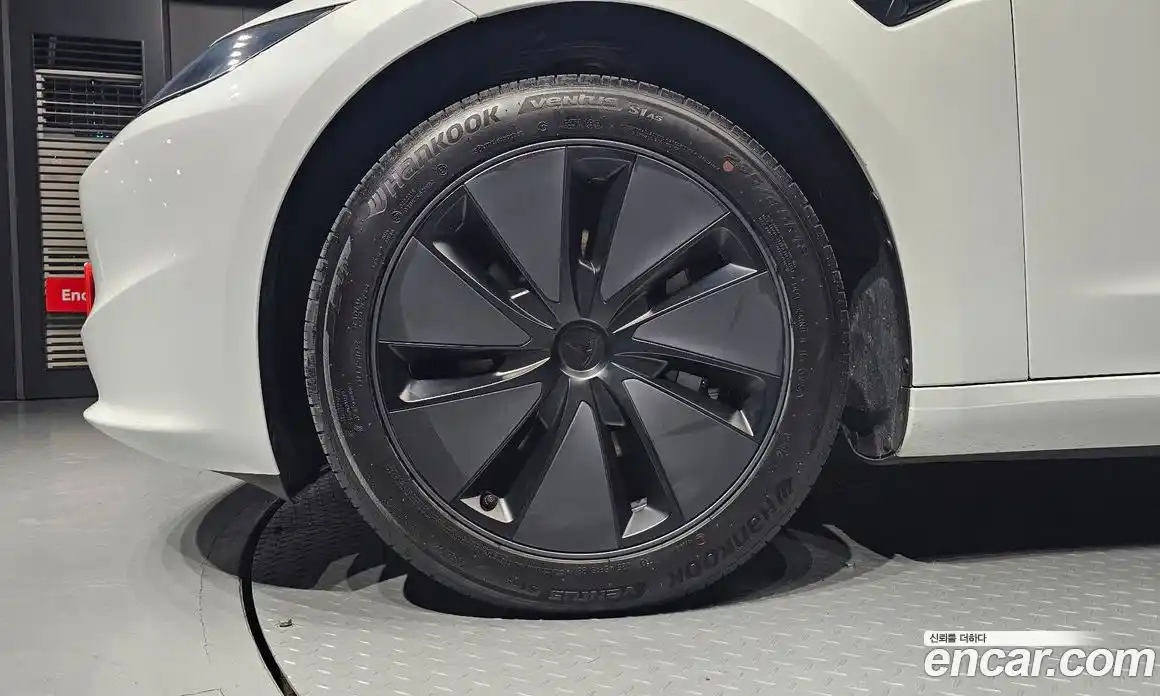 Tesla Model 3 2024 0.2 гидро в Москве № 300299, фото 5