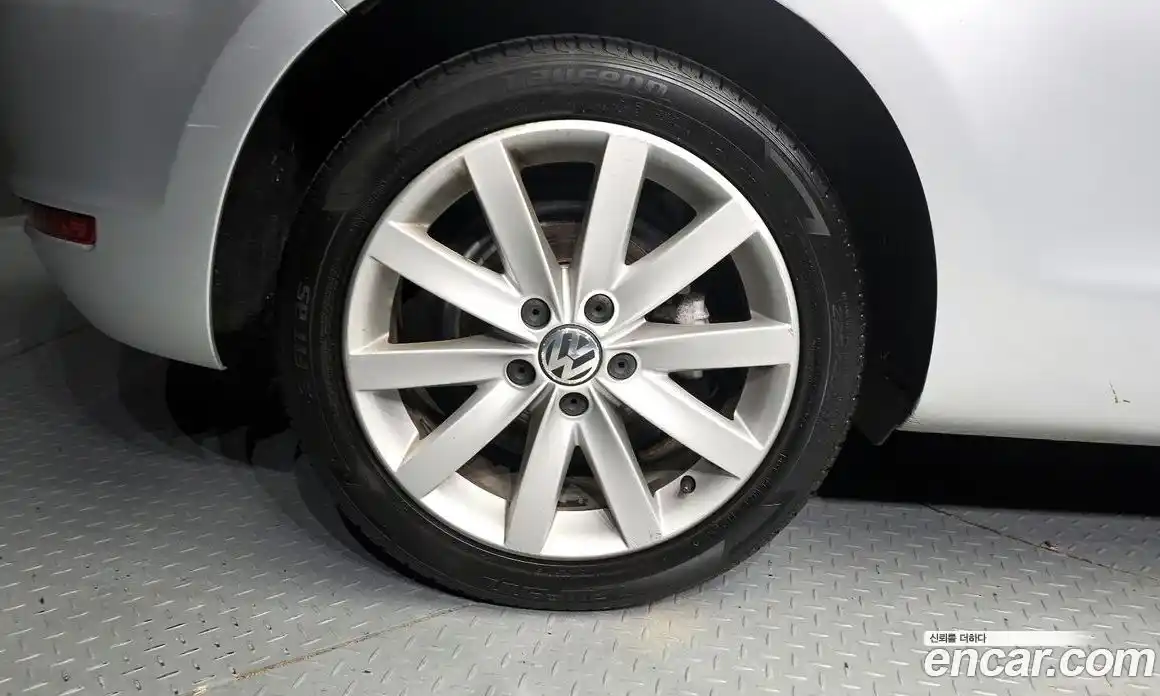 Volkswagen Golf 2012 2.0 гидро в Москве № 301550, фото 5