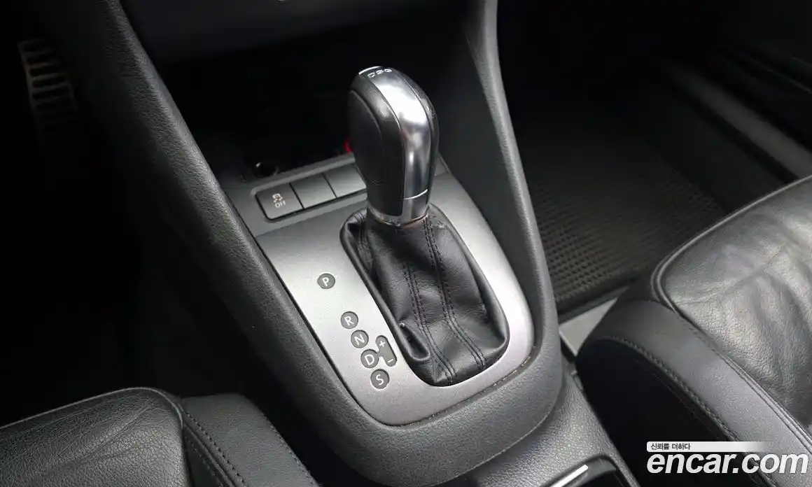 Volkswagen Golf 2012 2.0 гидро в Москве № 301550, фото 9