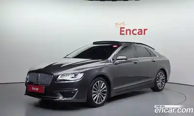 Lincoln MKZ, 2018