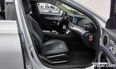 Mercedes-Benz E-Class 2017 2.0 гидро в Москве № 309899, миниатюра 11