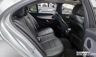 Mercedes-Benz E-Class 2017 2.0 гидро в Москве № 309899, миниатюра 12