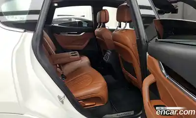Maserati Levante 2021 2.0 гидро в Москве № 331085, миниатюра 12