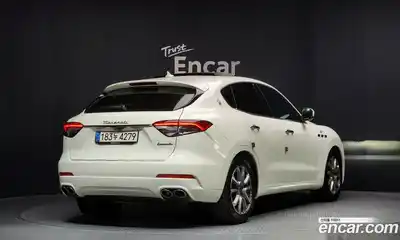 Maserati Levante 2021 2.0 гидро в Москве № 331085, миниатюра 2