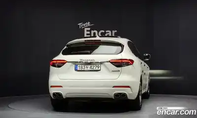 Maserati Levante 2021 2.0 гидро в Москве № 331085, миниатюра 4