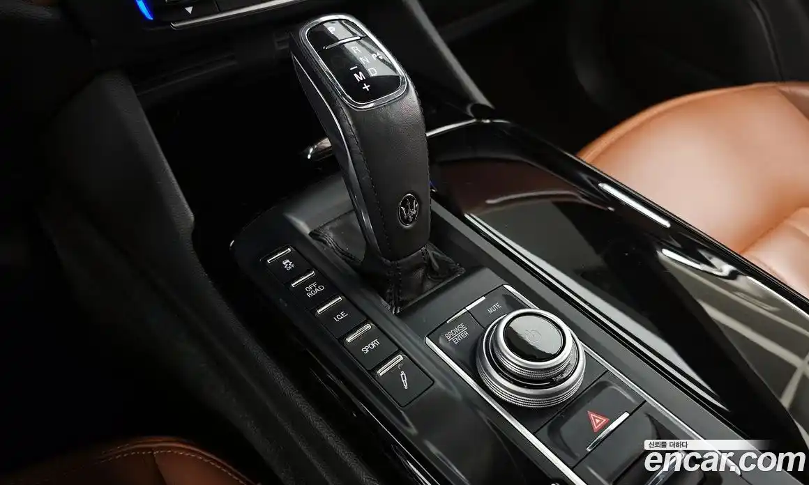 Maserati Levante 2021 2.0 гидро в Москве № 331085, фото 9