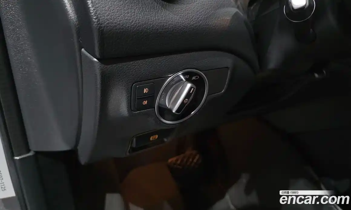 Mercedes-Benz GLA-Class 2018 2.0 гидро в Москве № 339620, фото 20