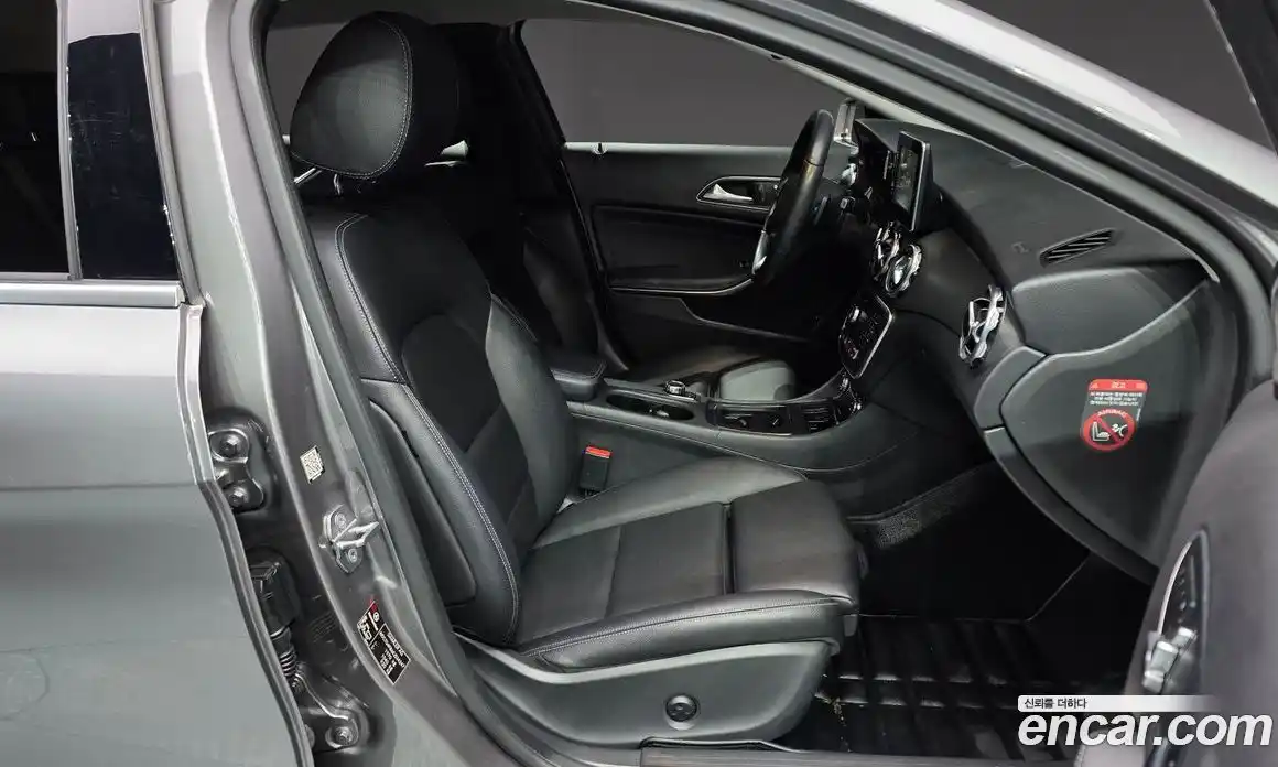 Mercedes-Benz GLA-Class 2018 2.0 гидро в Москве № 339620, фото 10