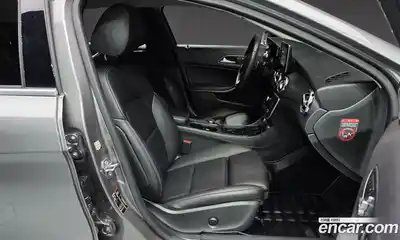 Mercedes-Benz GLA-Class 2018 2.0 гидро в Москве № 339620, миниатюра 10