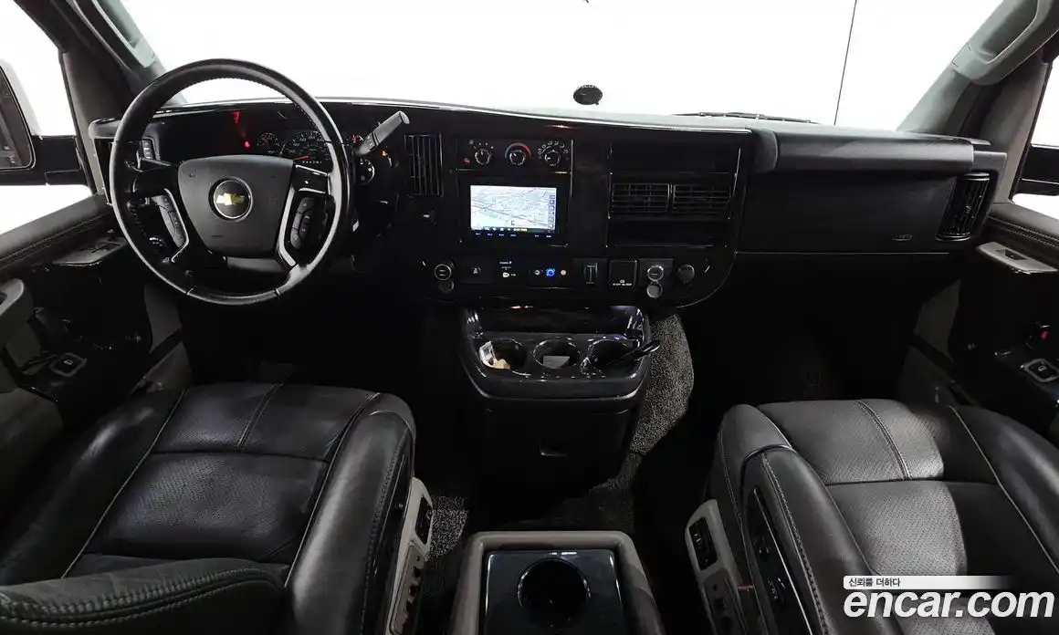 Chevrolet Express Van 2017 6.0 гидро в Москве № 363532, фото 7