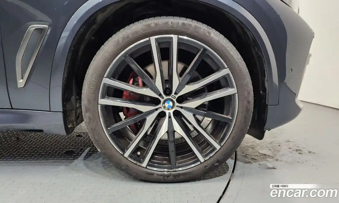 BMW X5 2022 4.4 гидро в Москве № 365068, фото 5