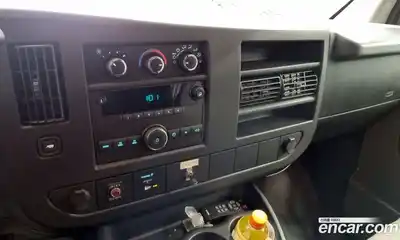 Chevrolet Express Van 2008 6.0 механика в Москве № 375164, миниатюра 7
