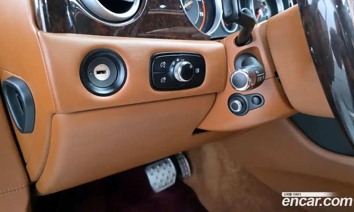 Bentley Flying Spur 2014 4.0 гидро в Москве № 387189, фото 16