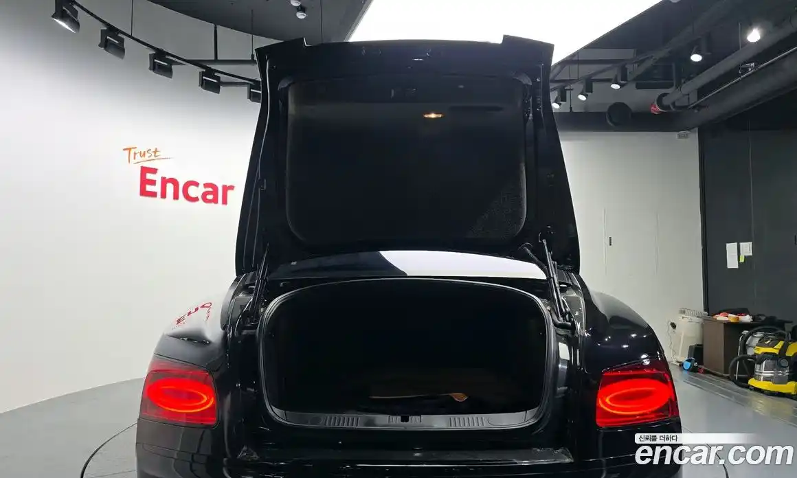 Bentley Flying Spur 2014 4.0 гидро в Москве № 387189, фото 19