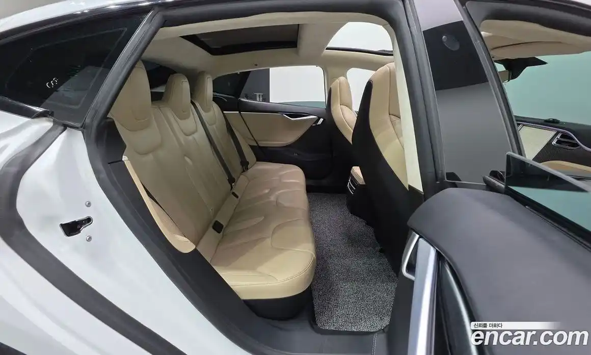 Tesla Model S 2017 0.3 гидро в Москве № 397632, фото 19