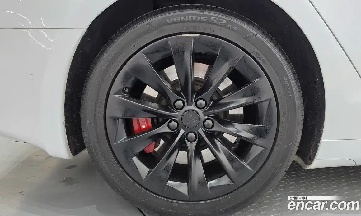 Tesla Model S 2017 0.3 гидро в Москве № 397632, фото 5