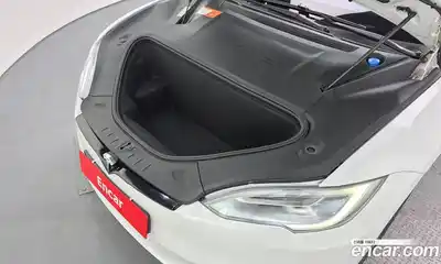 Tesla Model S 2017 0.3 гидро в Москве № 397632, миниатюра 6