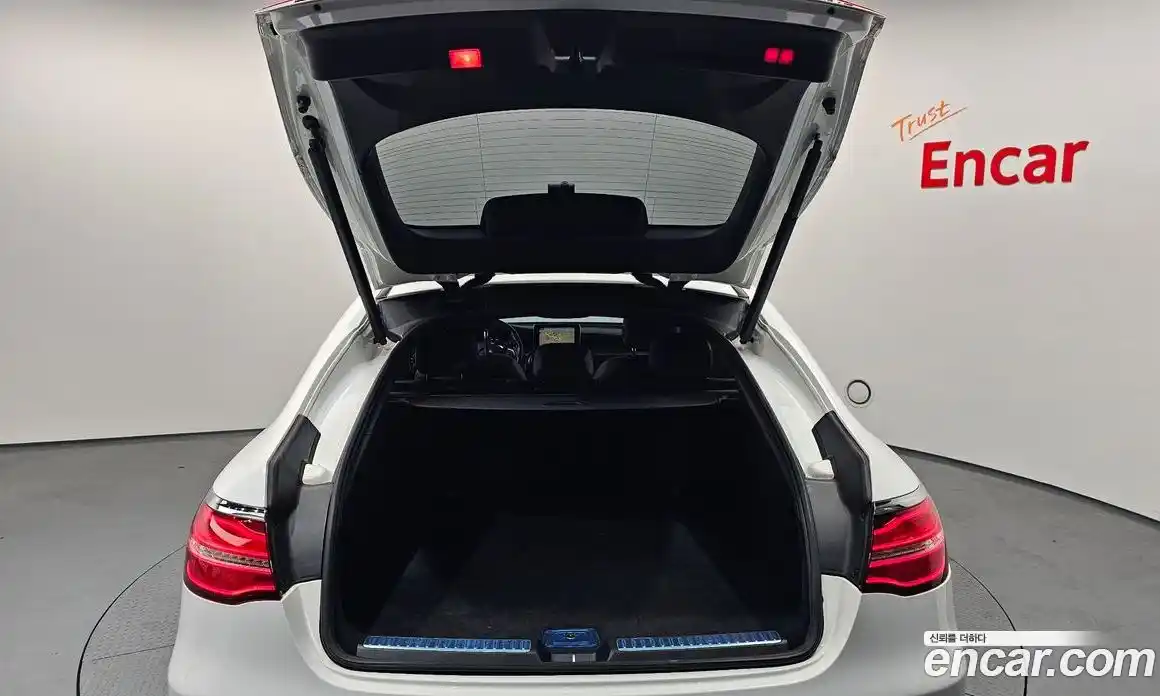 Mercedes-Benz GLC-Class 2019 2.0 гидро в Москве № 427428, фото 20
