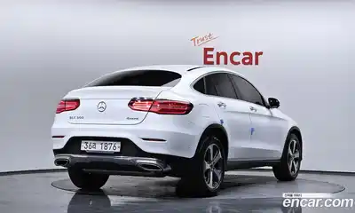 Mercedes-Benz GLC-Class 2019 2.0 гидро в Москве № 427428, миниатюра 2