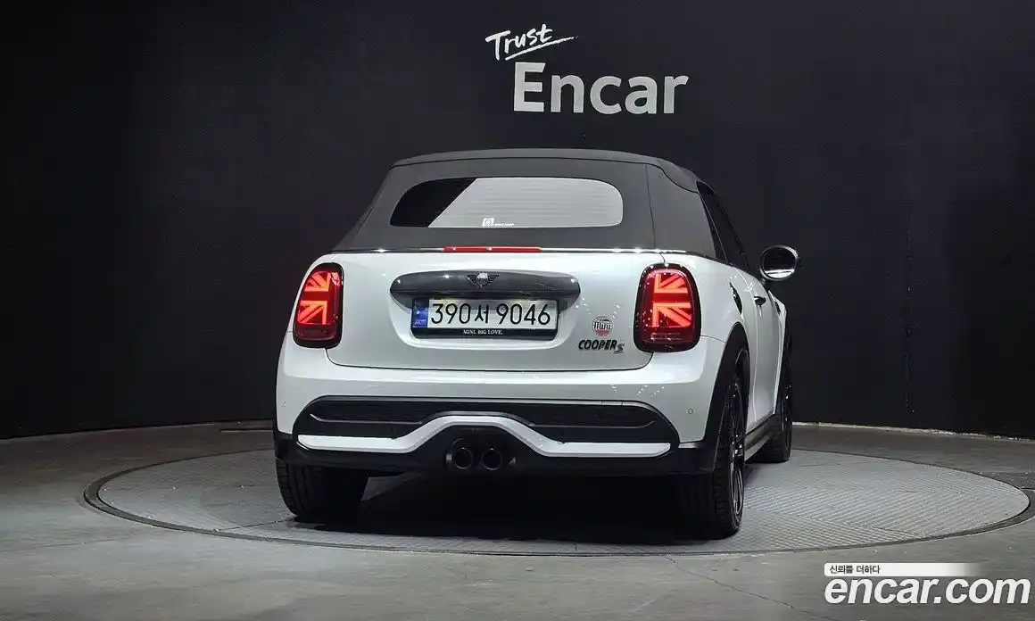 Mini Cooper Convertible 2024 2.0 гидро в Москве № 431782, фото 4