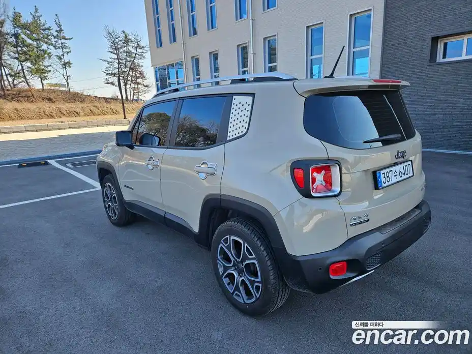 Jeep Renegade 2016 2.0 гидро в Москве № 432844, фото 5