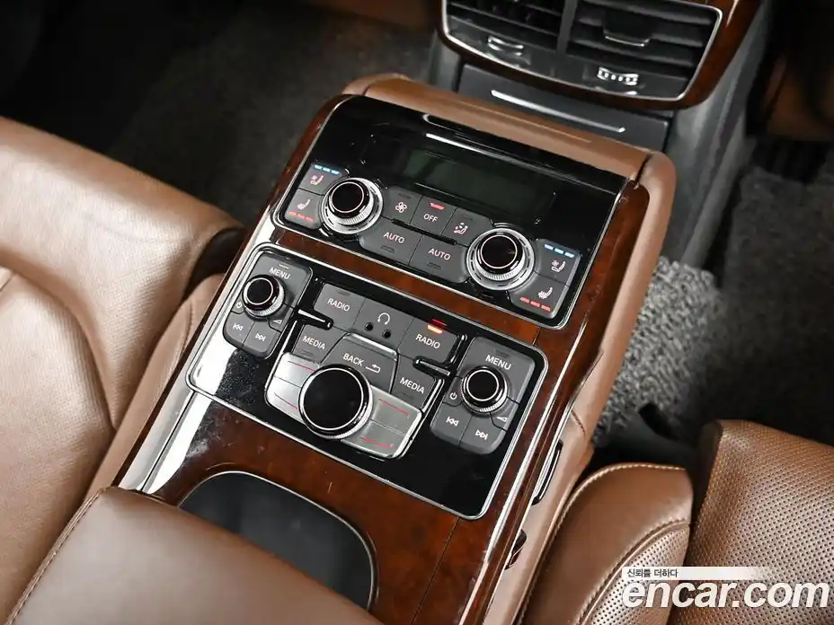 Audi A8 2010 4.2 гидро в Москве № 497460, фото 16