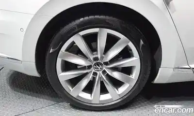 Volkswagen Arteon 2023 2.0 гидро в Москве № 547255, миниатюра 5