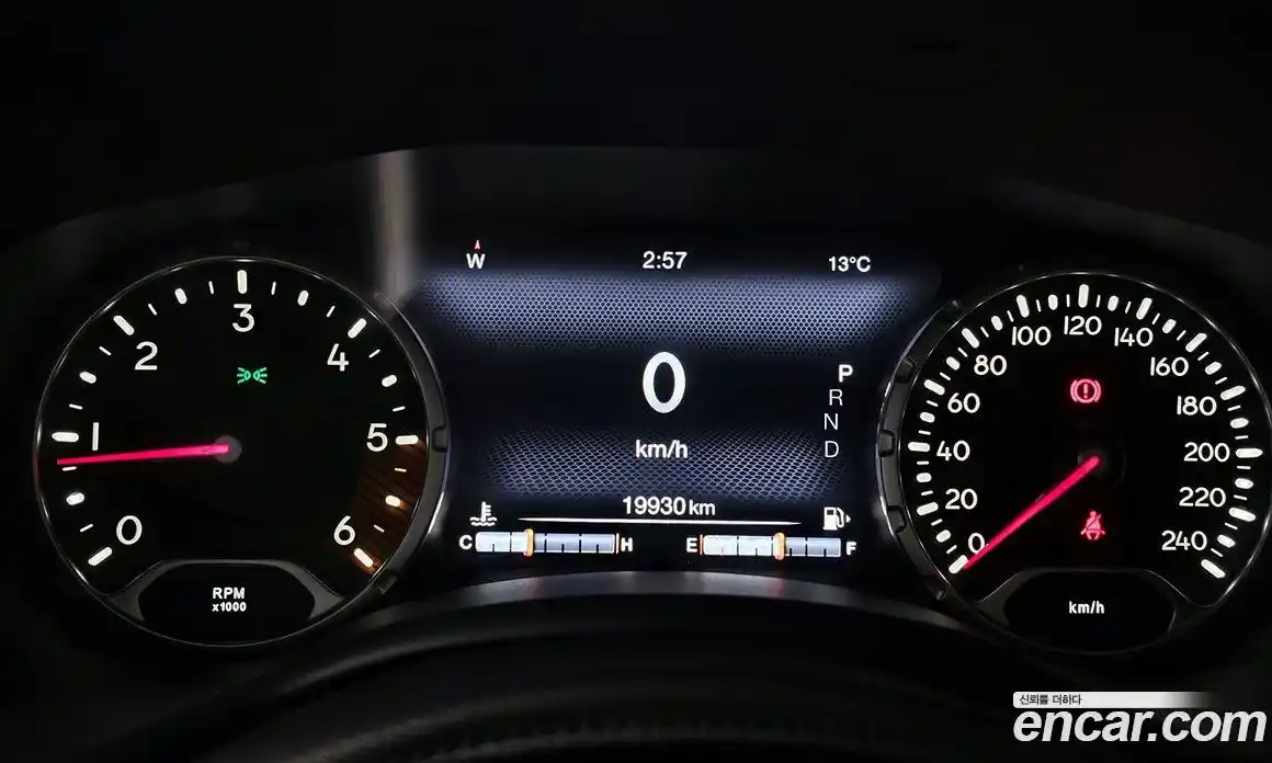 Jeep Renegade 2020 1.6 гидро в Москве № 583115, фото 8