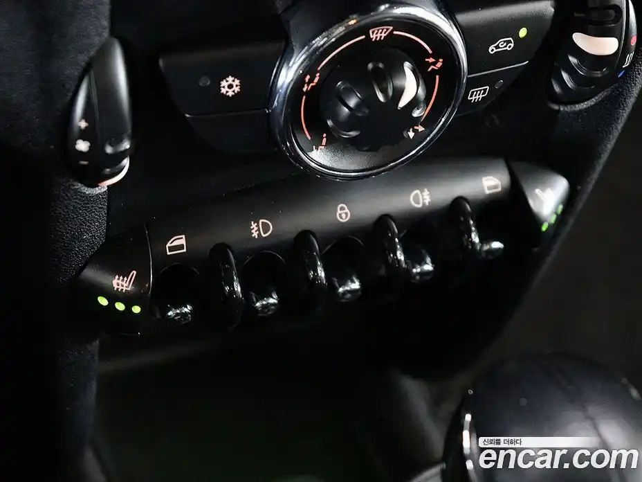 Mini Cooper 2012 1.6 гидро в Москве № 595273, фото 12