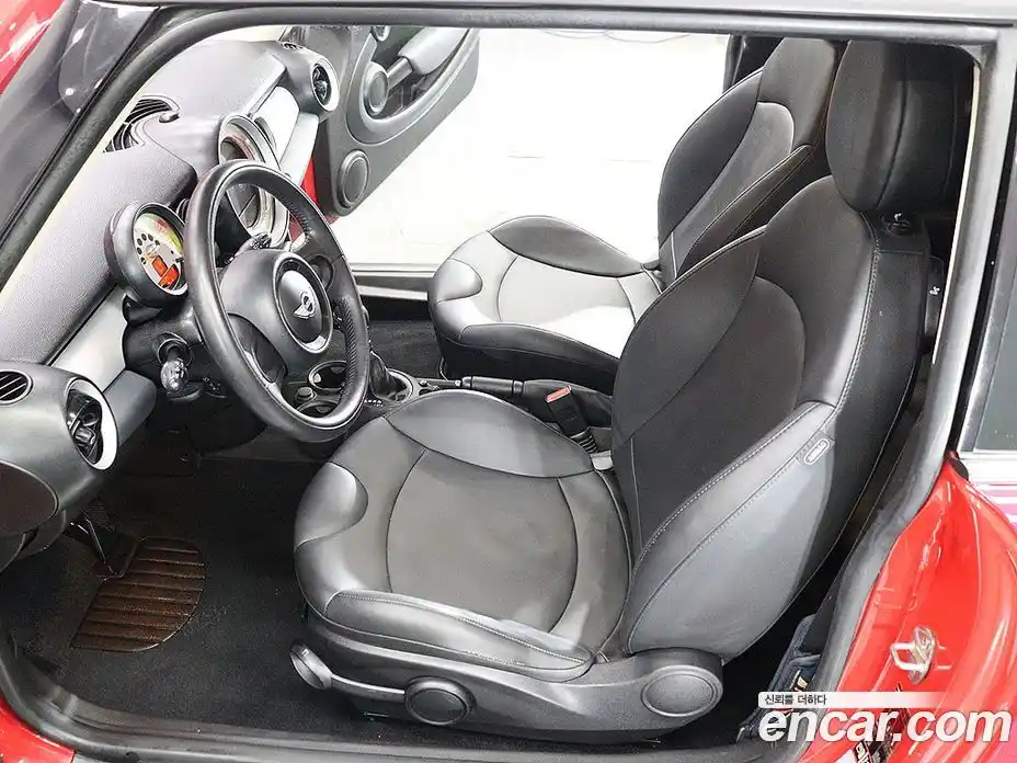 Mini Cooper 2012 1.6 гидро в Москве № 595273, фото 18