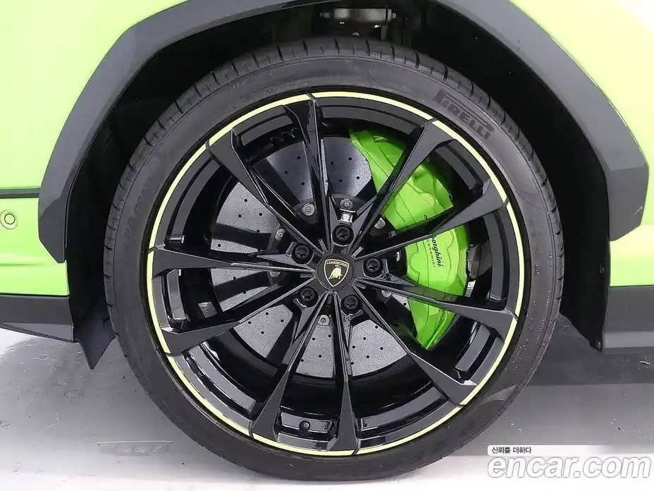 Lamborghini Urus 2024 4.0 гидро в Москве № 611413, фото 4