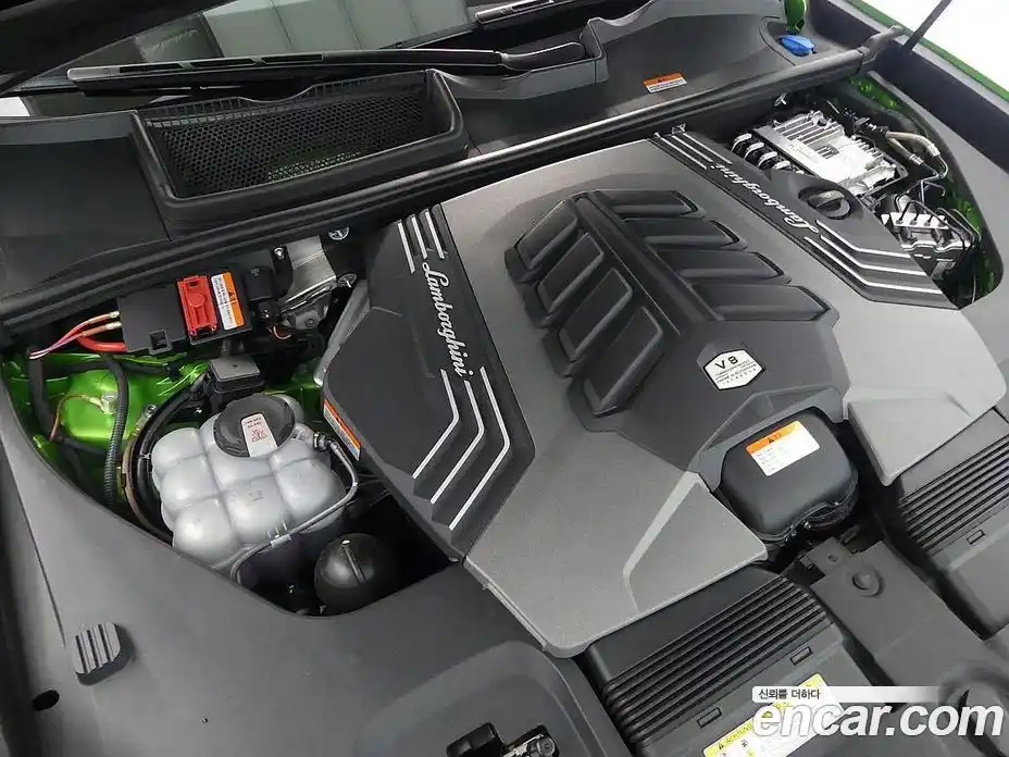 Lamborghini Urus 2024 4.0 гидро в Москве № 611413, фото 5