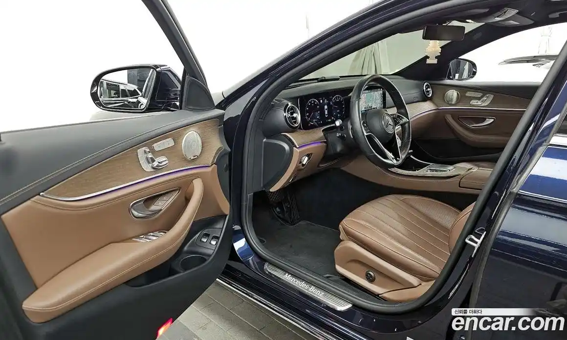Mercedes-Benz E-Class 2022 2.0 гидро в Москве № 623634, фото 10