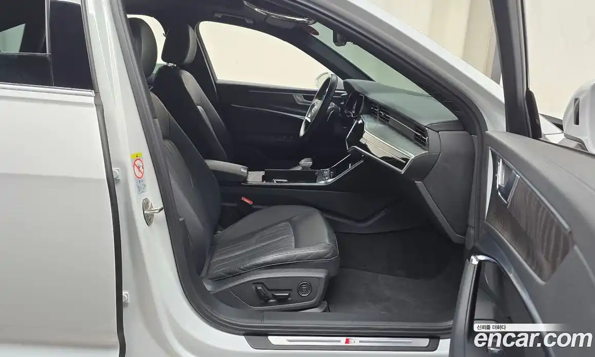 Audi A6 2023 2.0 гидро в Москве № 624666, фото 11
