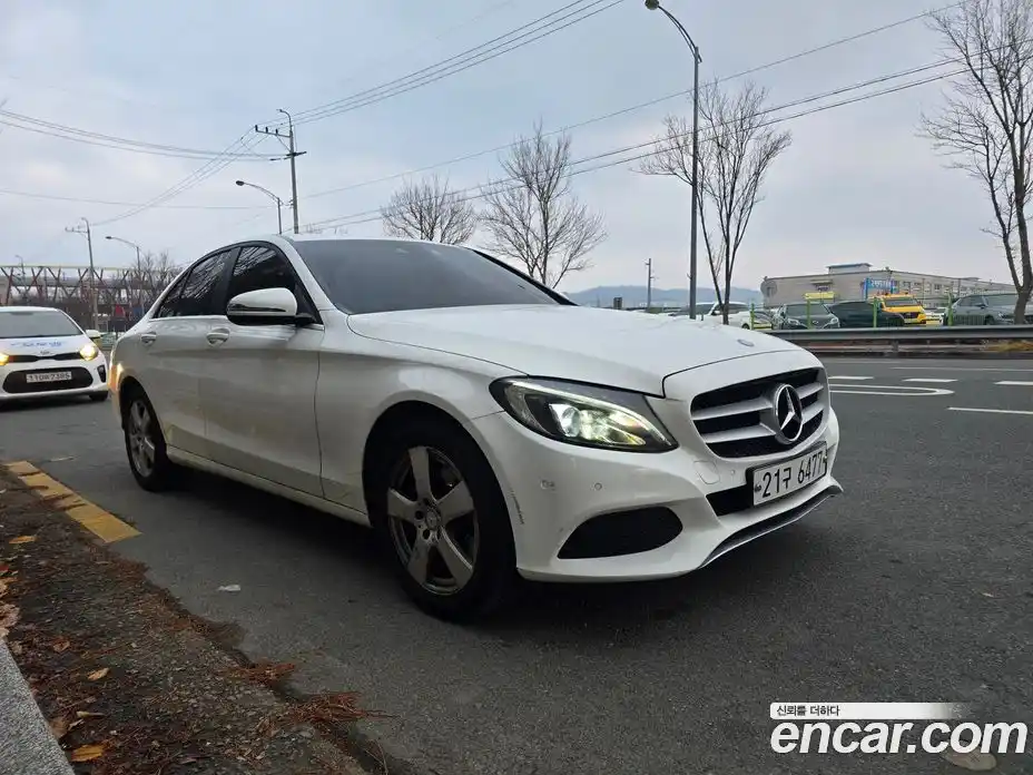 Mercedes-Benz C-Class 2017 2.0 гидро в Москве № 650041, фото 3