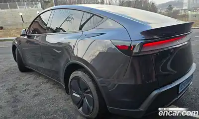 Tesla Model Y 2025 гидро в Москве № 652243, миниатюра 2