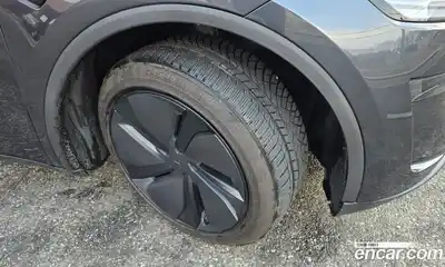 Tesla Model Y 2025 гидро в Москве № 652243, миниатюра 5