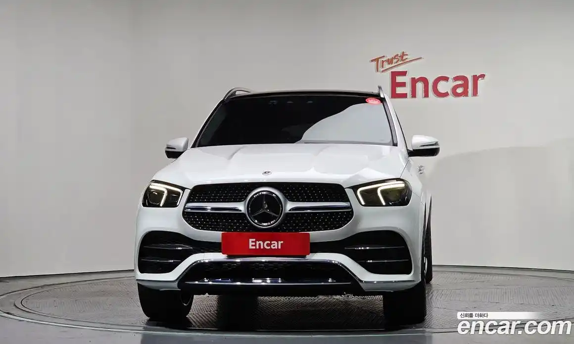 Mercedes-Benz GLE-Class 2023 3.0 гидро в Москве, фото 3