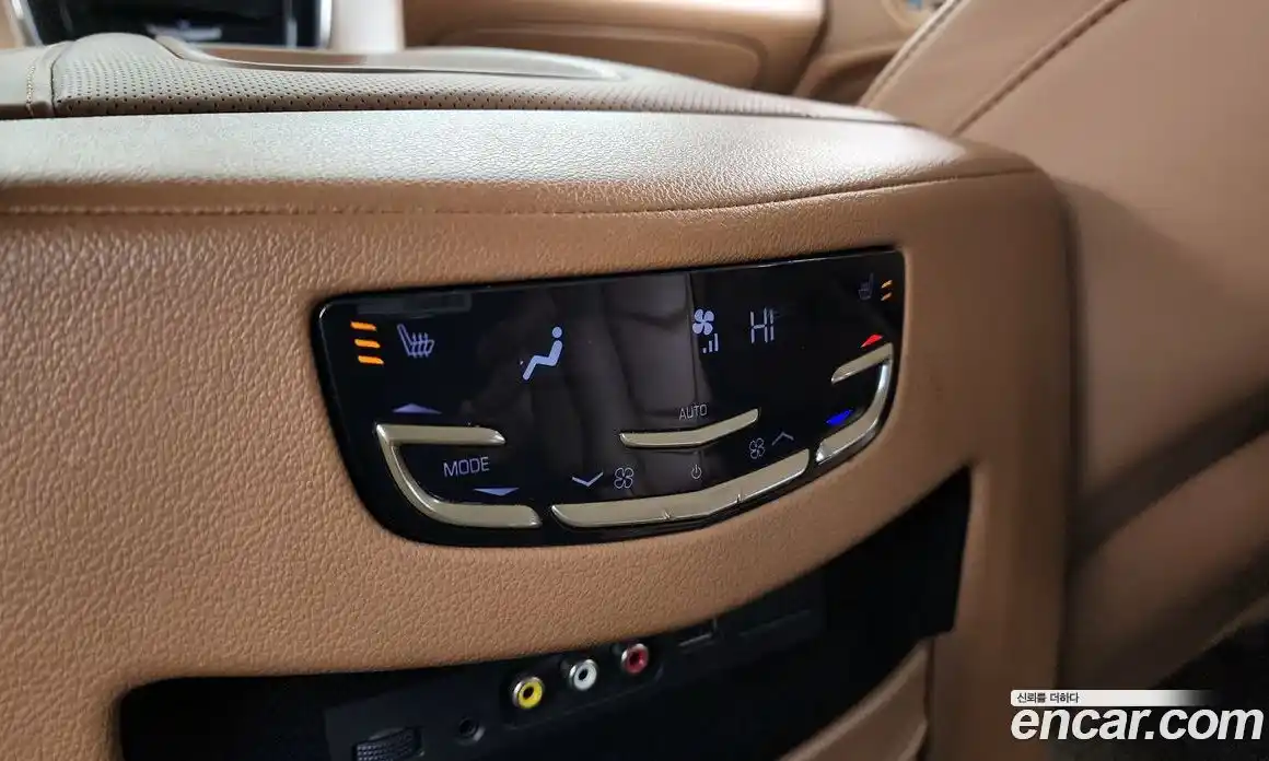 Cadillac Escalade 2015 6.2 гидро в Москве № 760461, фото 19