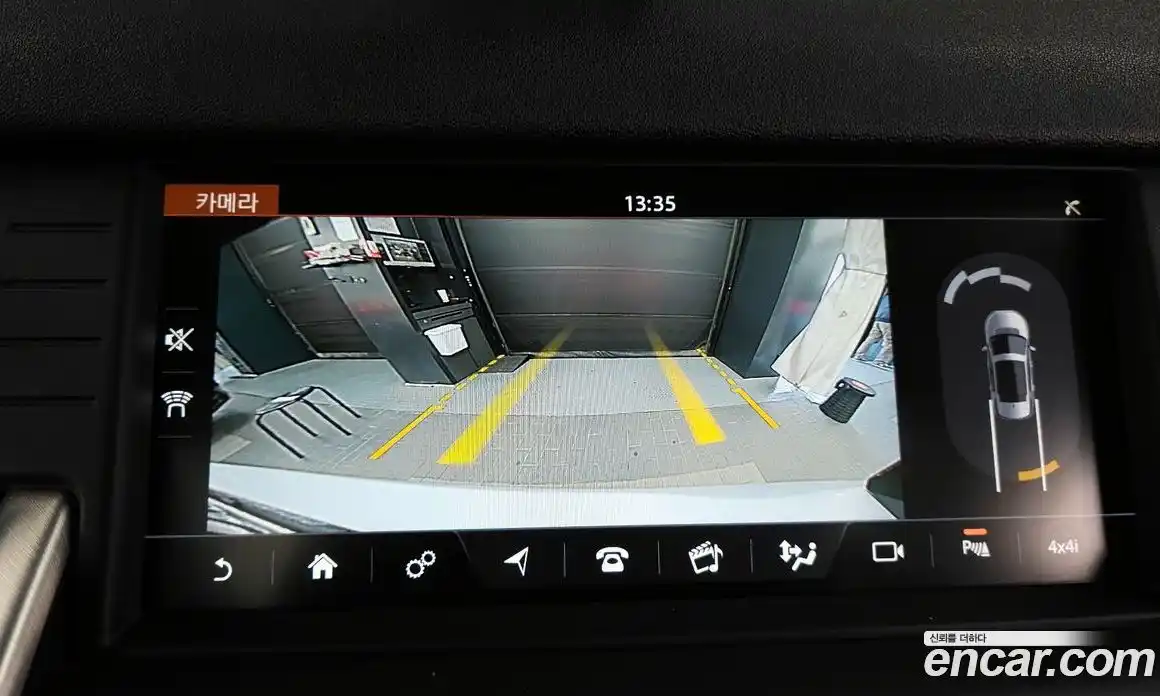 Land Rover Discovery Sport 2019 2.0 гидро в Москве № 766129, фото 15