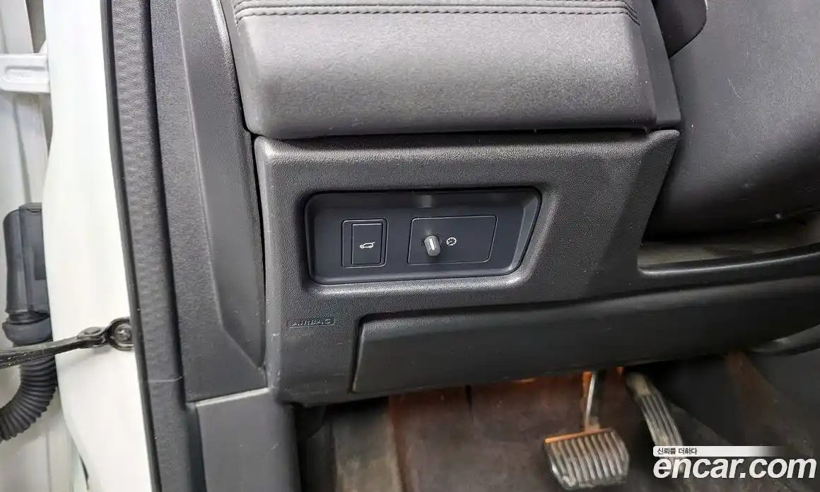 Land Rover Discovery Sport 2019 2.0 гидро в Москве № 766129, фото 16