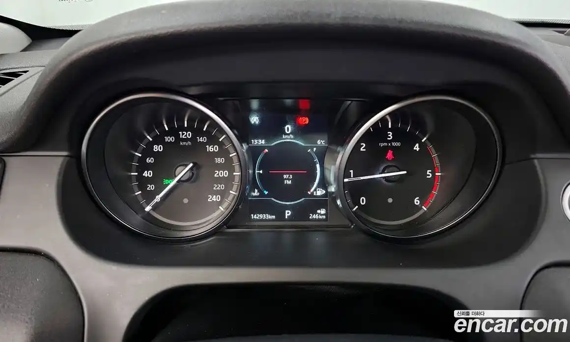 Land Rover Discovery Sport 2019 2.0 гидро в Москве № 766129, фото 8