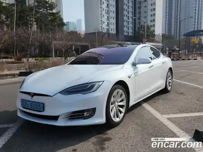 Tesla Model S, 2020