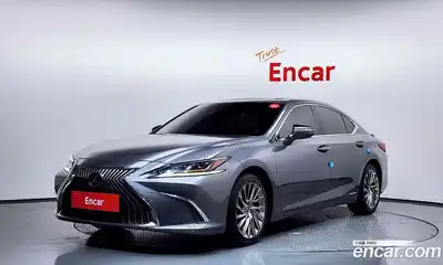 Lexus ES, 2019