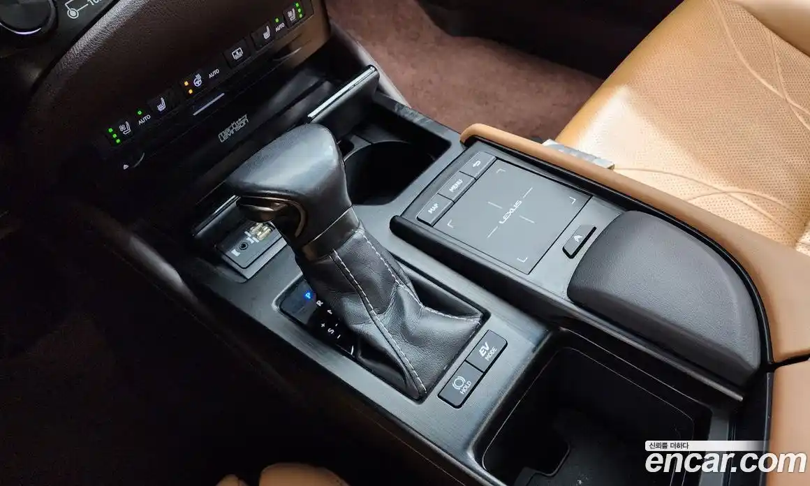 Lexus ES 2019 2.5 гидро в Москве № 766852, фото 9