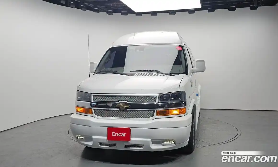 Chevrolet Express Van 2019 6.0 гидро в Москве, фото 3